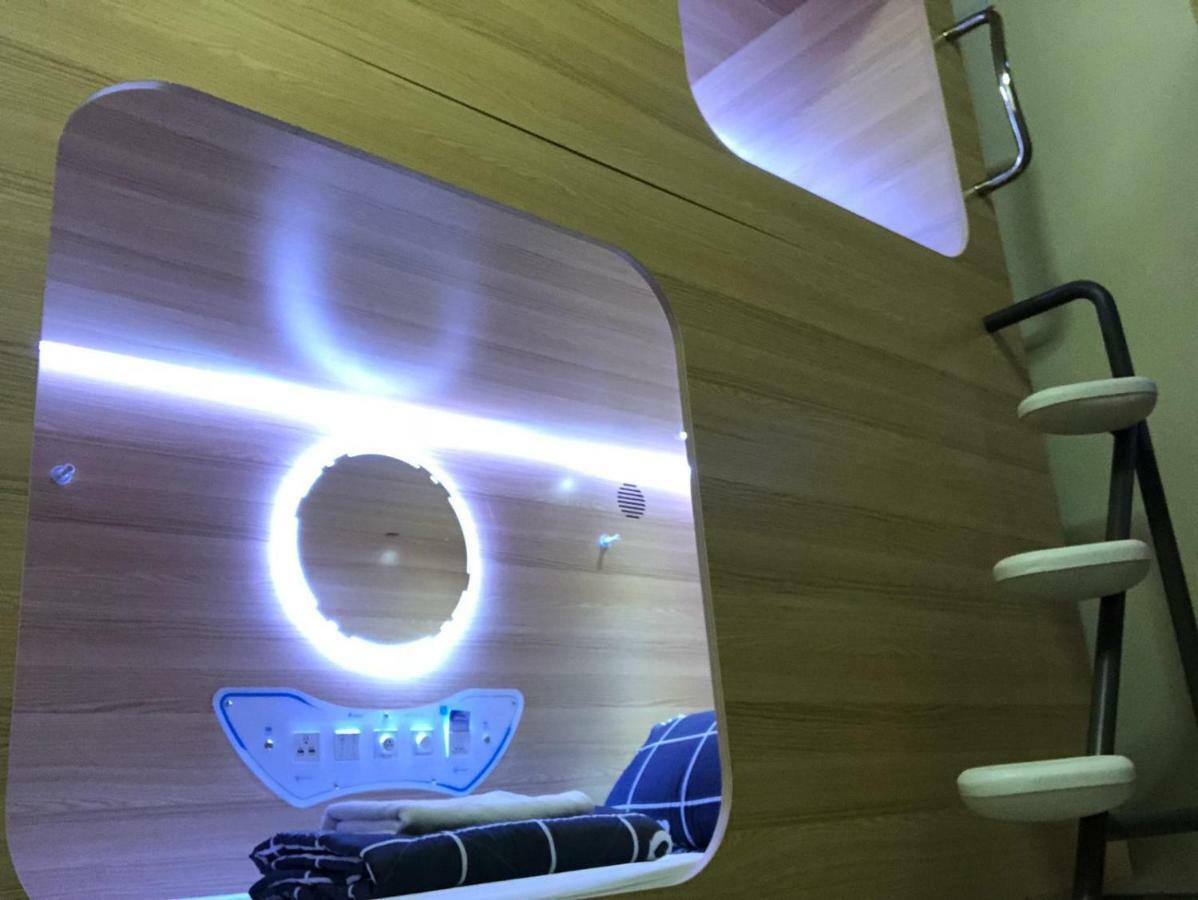 Capsulepod@Aljunied Vandrehjem Singapore Eksteriør billede