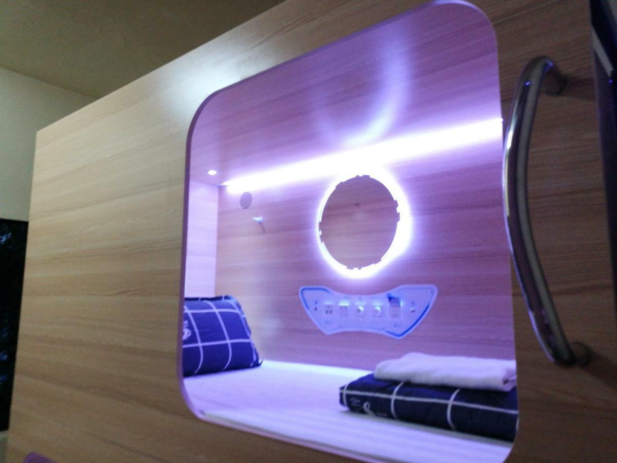 Capsulepod@Aljunied Vandrehjem Singapore Eksteriør billede