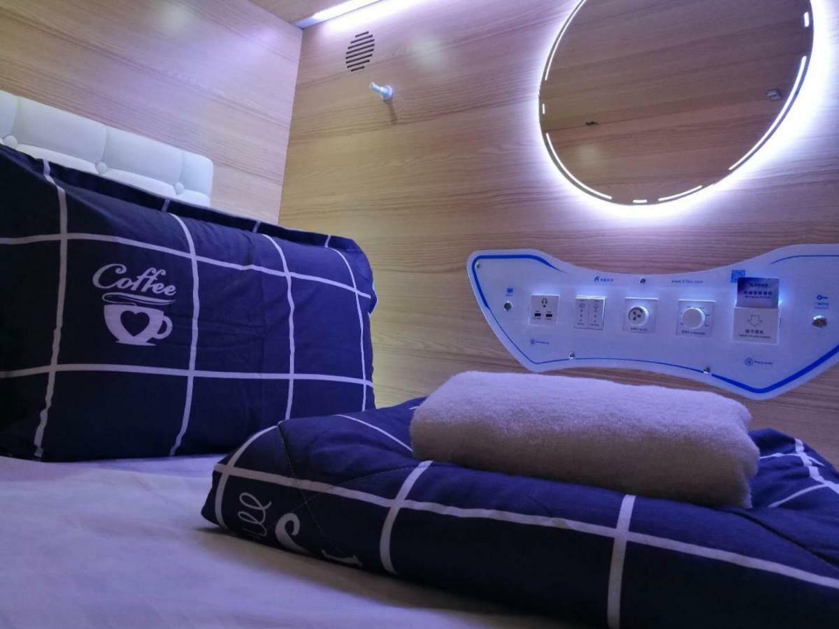 Capsulepod@Aljunied Vandrehjem Singapore Eksteriør billede