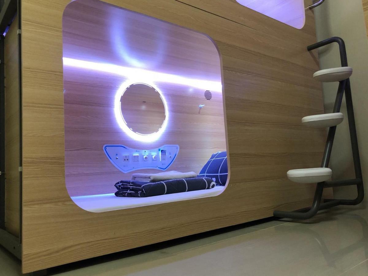 Capsulepod@Aljunied Vandrehjem Singapore Eksteriør billede